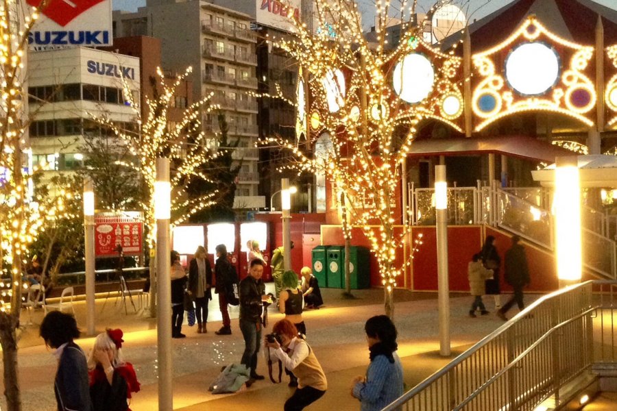 Tokyo Dome Illumination dan Cosplay