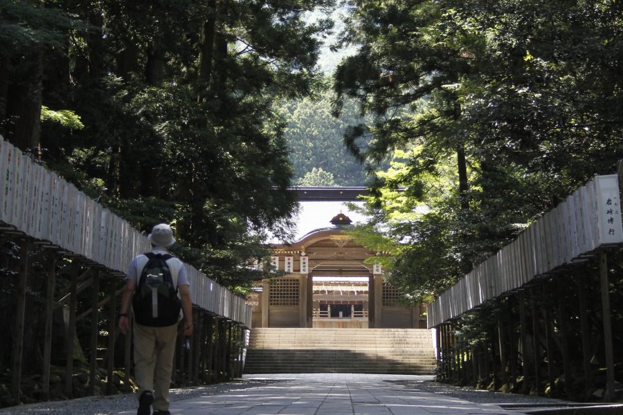 Kuil Yahiko