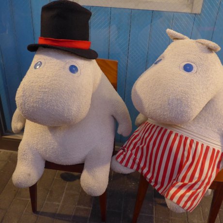 Kencan dengan Moomin Kencan dengan Moomin