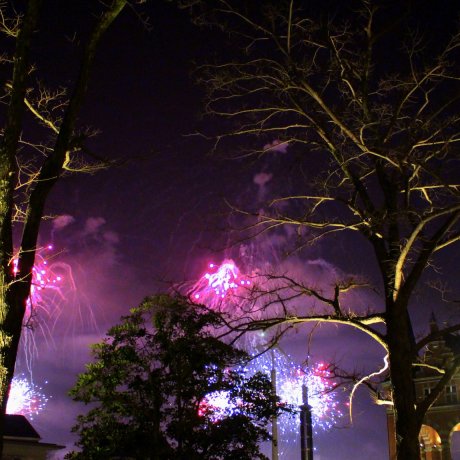 Hitung Mundur Detik-detik Tahun Baru di Huis Ten Bosch Hitung Mundur Detik-detik Tahun Baru di Huis Ten Bosch