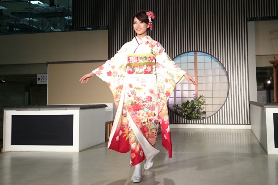 Peragaan Busana Kimono