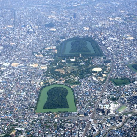 The UNESCO Mozu-Furuichi Tombs The UNESCO Mozu-Furuichi Tombs