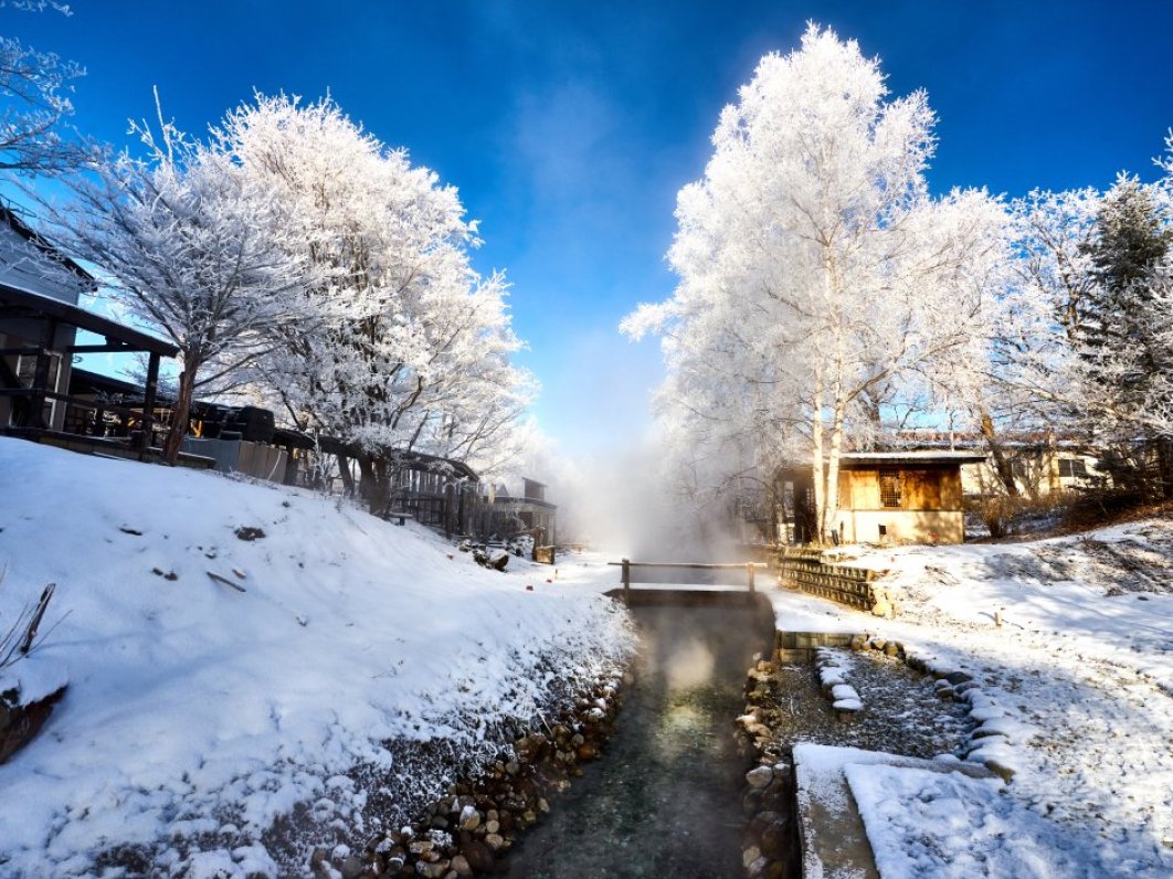 Following a river through Kawayu Onsen